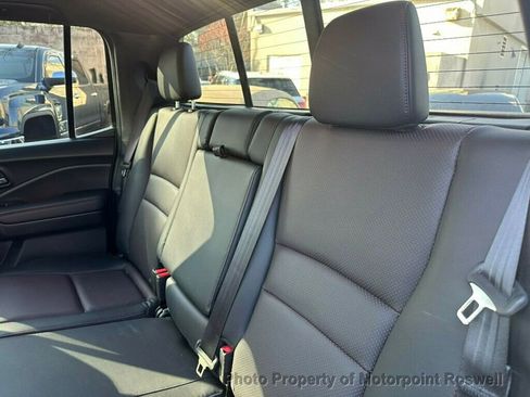 Used 2023 Honda Ridgeline Black Edition image 27
