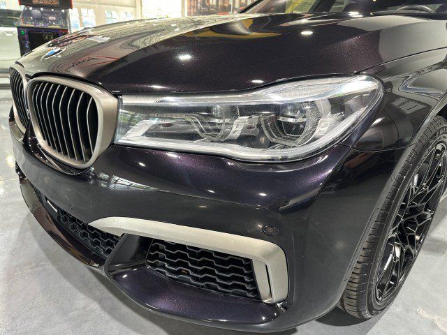 Used 2019 BMW M760i xDrive w/ Luxury Rear Seating Package AWD/4WD image 24