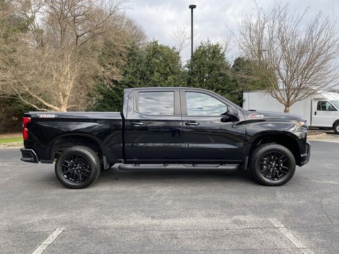 Used 2020 Chevrolet Silverado 1500 LT Trail Boss w/ Bed Protection Package image 10