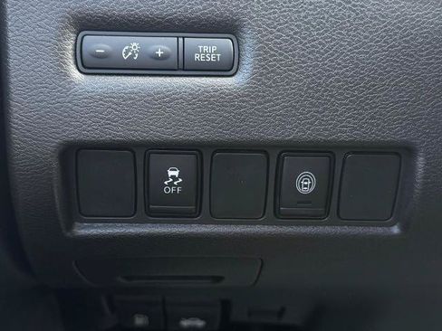 Certified 2024 Nissan Murano SV w/ SV Midnight Edition Package FWD image 26