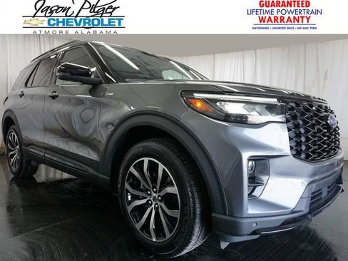 Used 2026 Ford Explorer ST-Line AWD/4WD image 1