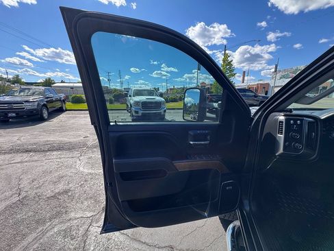 Used 2015 Chevrolet Silverado 2500 LTZ w/ LTZ Plus Package AWD/4WD image 30