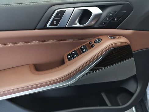 Certified 2026 BMW X5 sDrive40i RWD image 7