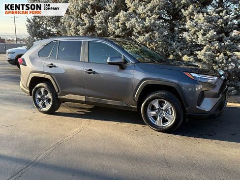 Used 2025 Toyota RAV4 XLE image 12