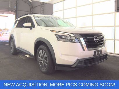 Used 2024 Nissan Pathfinder SV w/ SV Premium Package