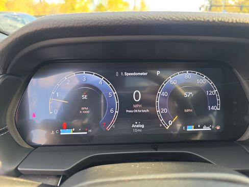 New 2025 Jeep Grand Cherokee Limited w/ Black Appearance Package image 10