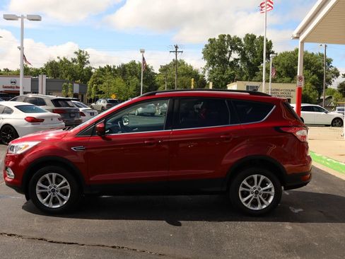 Used 2018 Ford Escape SEL AWD/4WD image 9