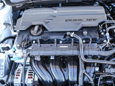 New 2026 Kia K4 LXS image 13