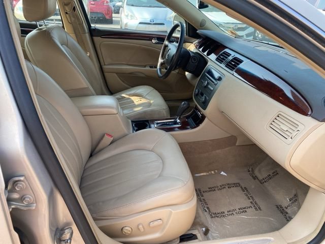 Used 2008 Buick Lucerne CXL w/ Ultra Confidence Package FWD image 26