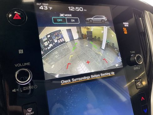 Used 2024 Subaru Outback Premium image 16