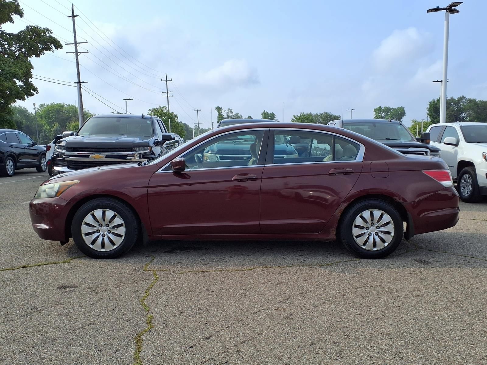 Used 2010 Honda Accord LX image 7