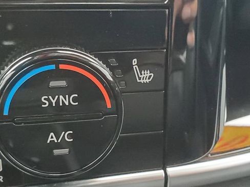 Certified 2024 Nissan Rogue SL w/ SL Premium Package image 29