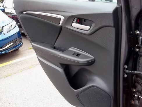 Used 2015 Honda Fit LX image 12