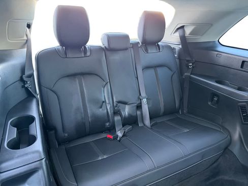 Used 2024 MAZDA CX-90 3.3 Turbo w/ Select Package image 18