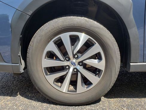 Used 2024 Subaru Outback Premium AWD/4WD image 7
