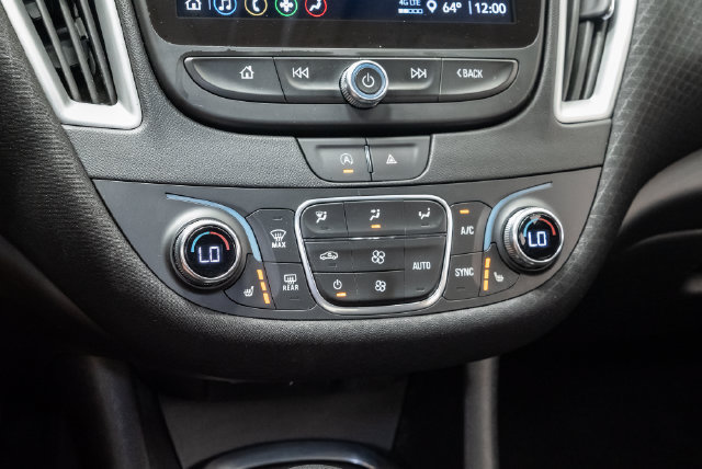 Used 2024 Chevrolet Malibu LT FWD image 18