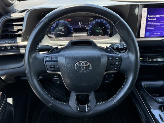 Used 2025 Toyota Crown Signia w/ Advanced Technology Package AWD/4WD image 12