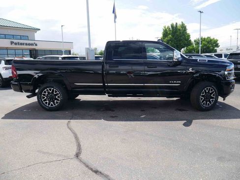 New 2025 RAM 3500 Limited AWD/4WD image 28
