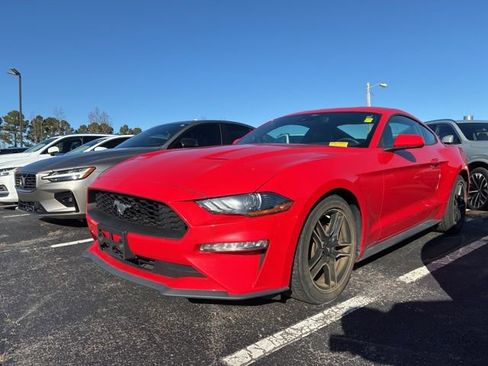 Used 2022 Ford Mustang Premium image 5