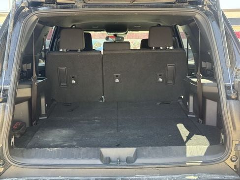 Used 2025 Toyota 4Runner SR5 RWD image 31