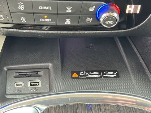 Certified 2023 Buick Enclave Premium image 27