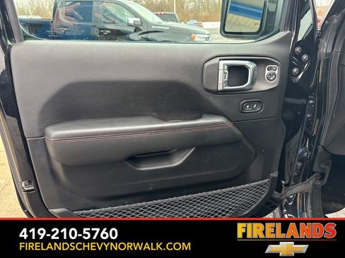 Used 2020 Jeep Gladiator Rubicon image 11