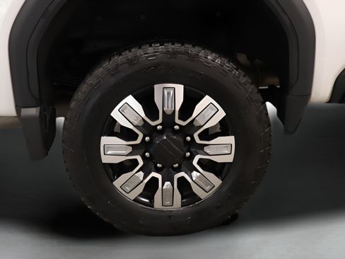 Used 2025 GMC Sierra 2500 Denali w/ Denali Reserve Package AWD/4WD image 24