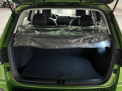 New 2025 Volkswagen Taos SE image 37