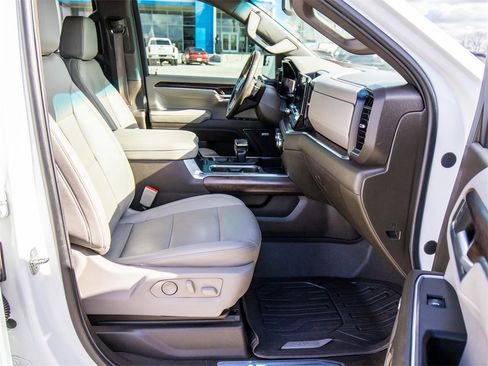 Used 2024 GMC Sierra 1500 SLT w/ SLT Convenience Package image 14