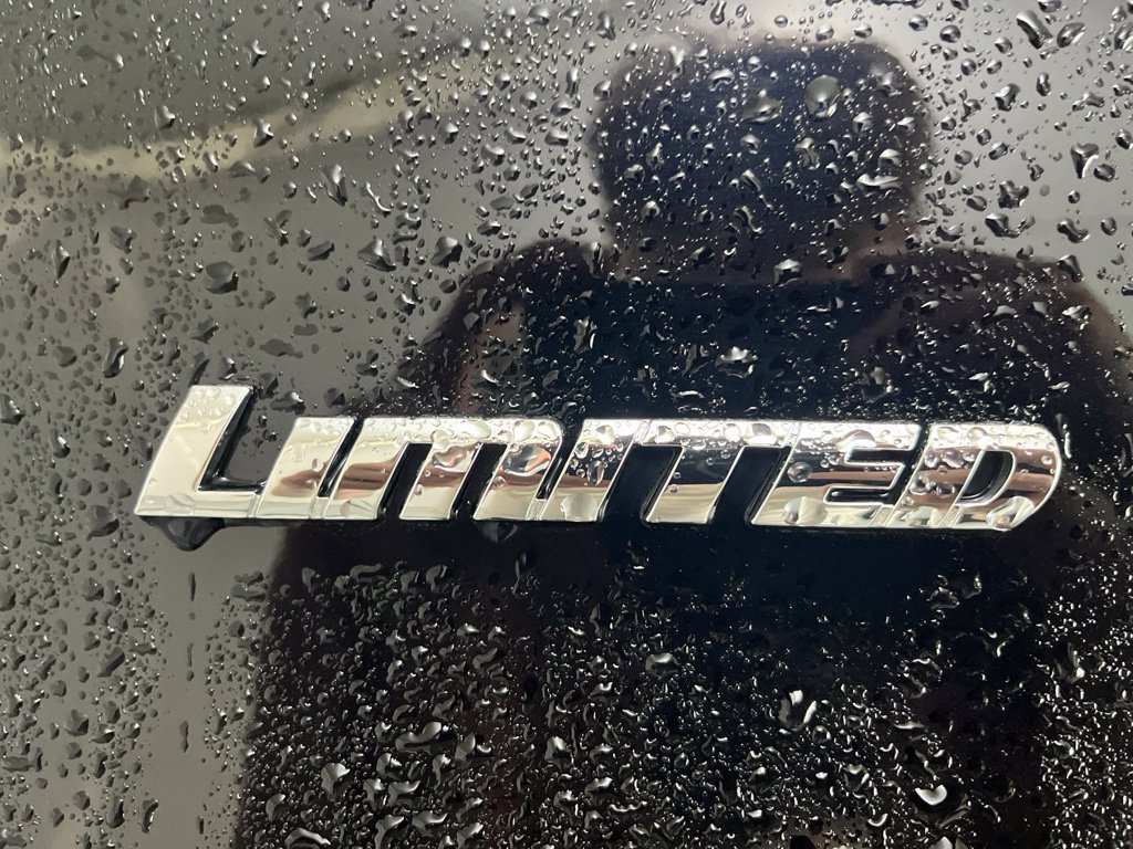 Used 2024 Toyota 4Runner Limited AWD/4WD image 40