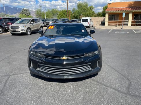 Used 2016 Chevrolet Camaro LT image 8