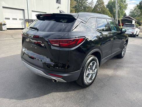 Used 2024 Chevrolet Blazer LT w/ Convenience Package image 3