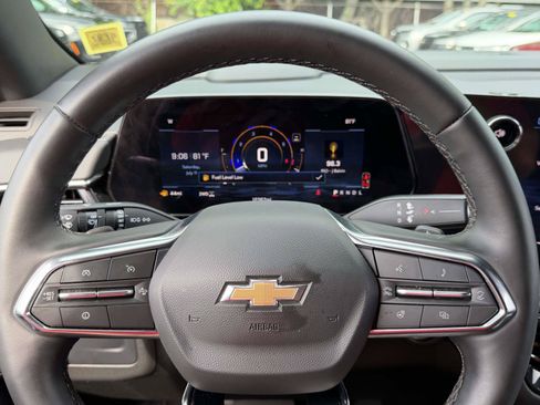 Certified 2025 Chevrolet Suburban Premier AWD/4WD image 28