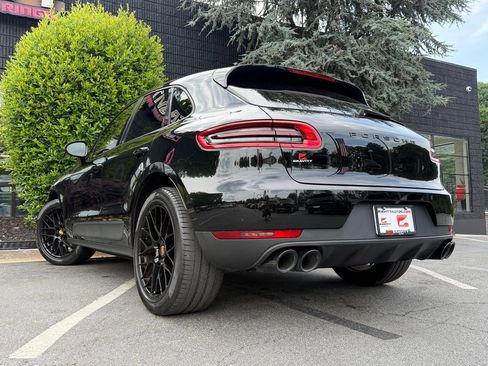Used 2018 Porsche Macan Sport Edition AWD/4WD image 20