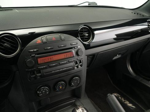 Used 2007 MAZDA MX-5 Miata Sport RWD image 38