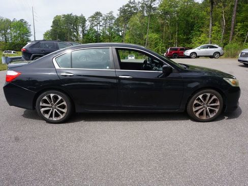 Used 2013 Honda Accord Sport image 18