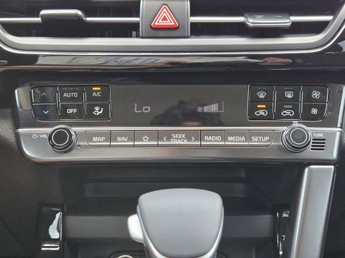 New 2026 Kia Seltos S FWD image 16