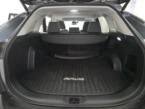 Used 2025 Toyota RAV4 XLE w/ Convenience Package AWD/4WD image 10