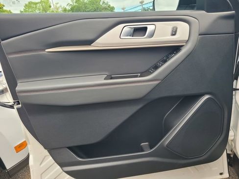 Used 2026 Ford Explorer Active image 16
