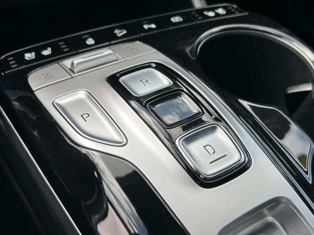 Certified 2023 Hyundai Tucson Limited AWD/4WD image 30
