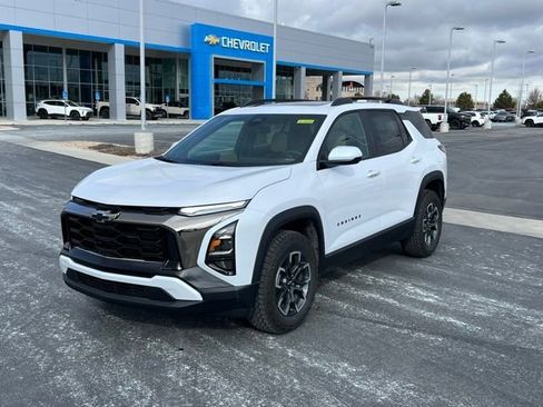 New 2026 Chevrolet Equinox ACTIV w/ Convenience Package III AWD/4WD image 11