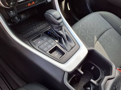 Used 2023 Toyota RAV4 XLE AWD/4WD image 23