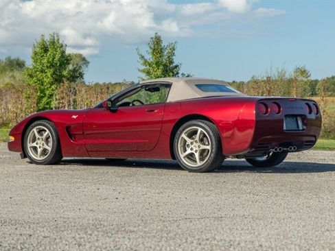 Used 2003 Chevrolet Corvette Convertible w/ Preferred Equipment Group1 image 12