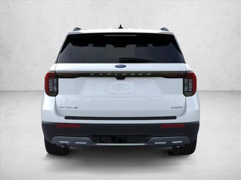 New 2025 Ford Explorer Active w/ Active Comfort Package image 5