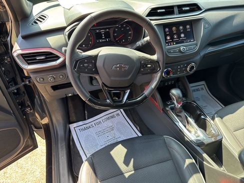 Used 2023 Chevrolet TrailBlazer RS AWD/4WD image 15