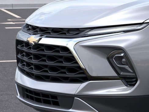 New 2026 Chevrolet Blazer LT AWD/4WD image 13