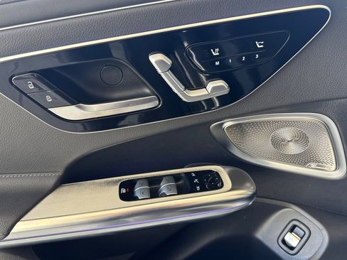 Certified 2024 Mercedes-Benz CLE 450 4MATIC Cabriolet image 12