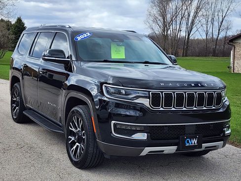 Used 2022 Jeep Wagoneer Series II AWD/4WD image 6