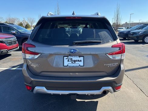 Used 2023 Subaru Forester Touring image 4