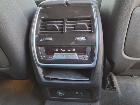 Used 2024 BMW X5 xDrive40i AWD/4WD image 14